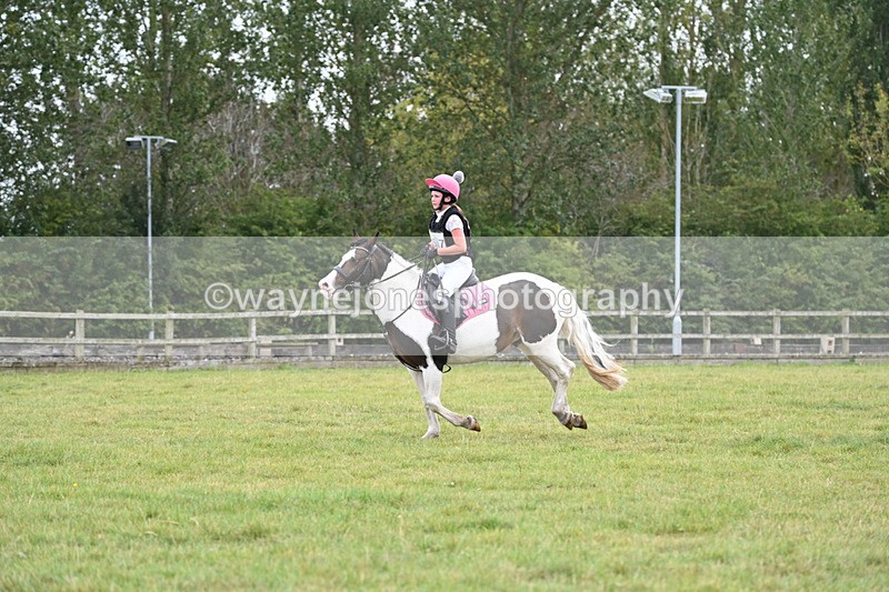 WJ6_3352 - 80cm XC Time 15:45 to 16:02