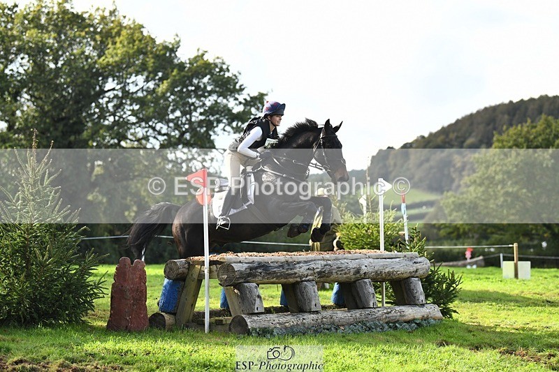 231021-143952-19761 - 472-SIR.LARRY.II-Alice.Wharton-SC+XC