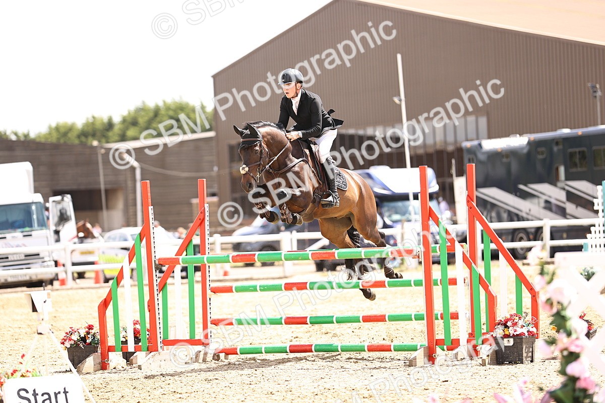 SBM_003831 - Class 22 - Senior Foxhunter 1.20m