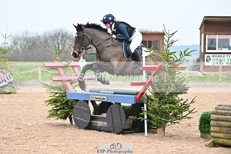 250118-141355-01468 - Cls 3A&B 90cm 13.20 to Coursewalk