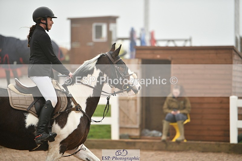 240317A-091802-04685 - Cls 30 85cm National Amateur Quali