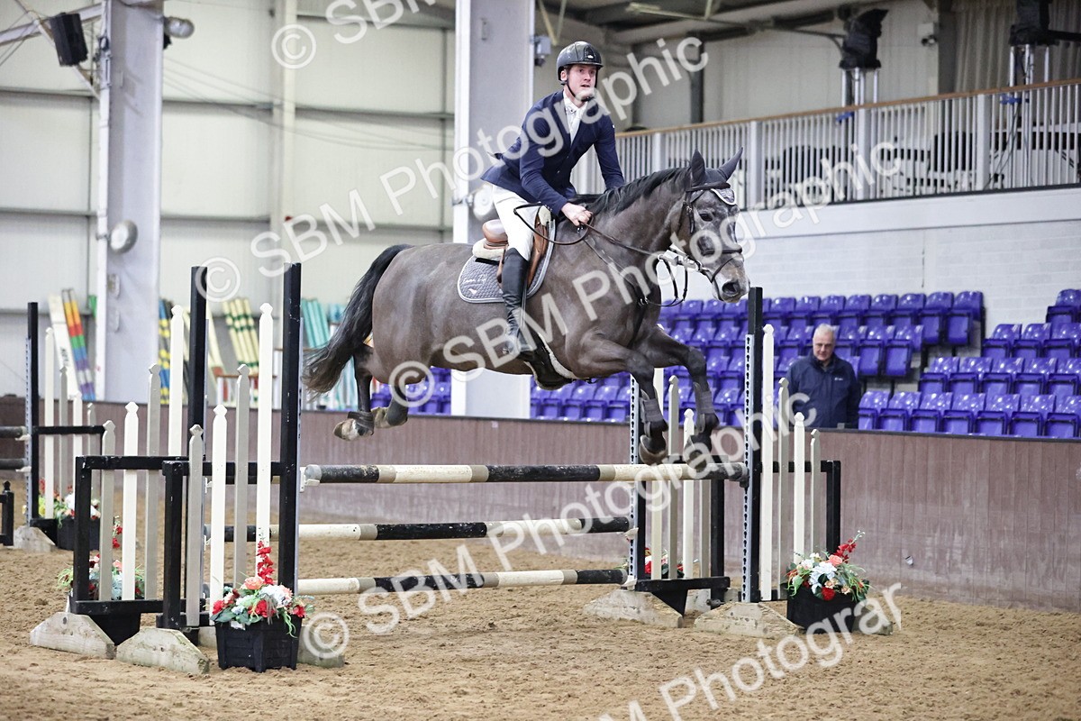 SBM_000732 - Class 3 - Nupafeed Supplements Senior Discovery/ 1m Open