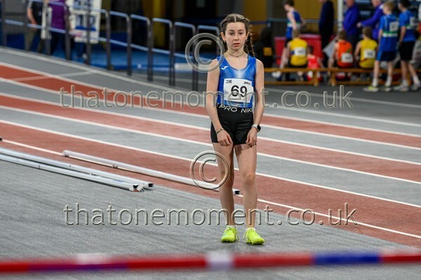 CombiMast25-913154 - Field Female