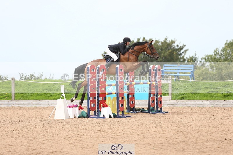 230812A-121207-08858 - Cls 32 Foxhunter