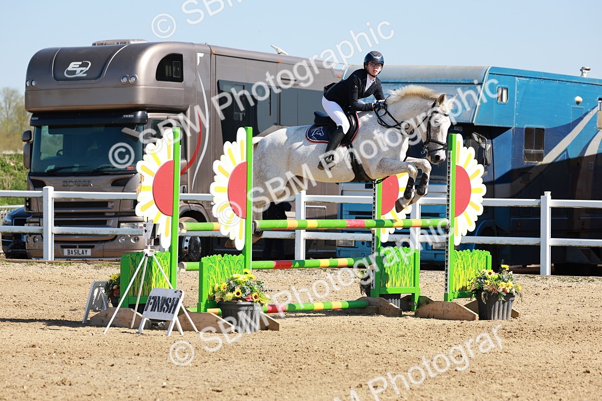 SBM_004576 - Class 17 - Senior Newcomers - 1.10m