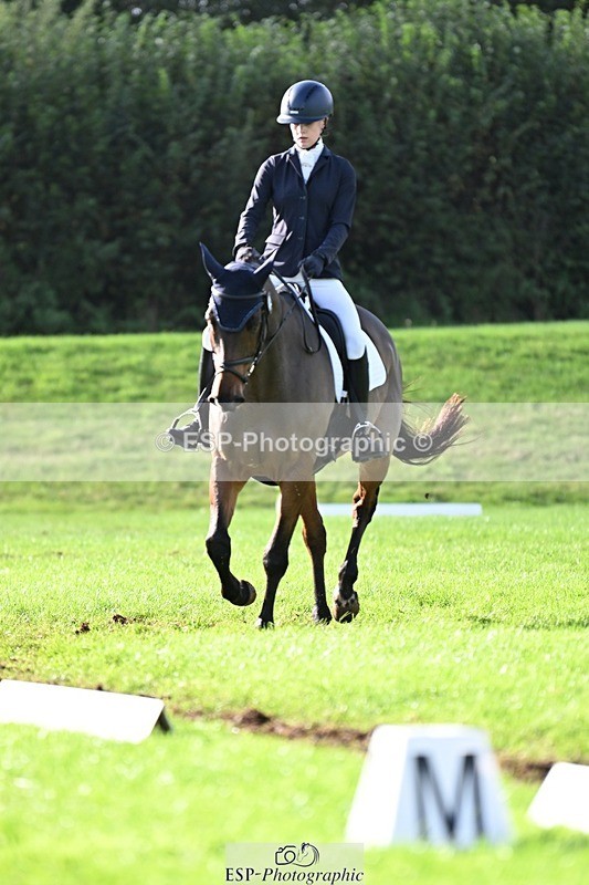 241025-113416-07162 - 548-Fenella.Redvers-DANCING.PADDE