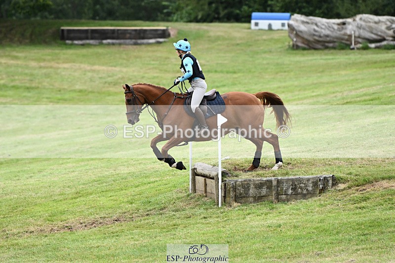 240825X-175428-38073 - 80cm XC 17.30 to End