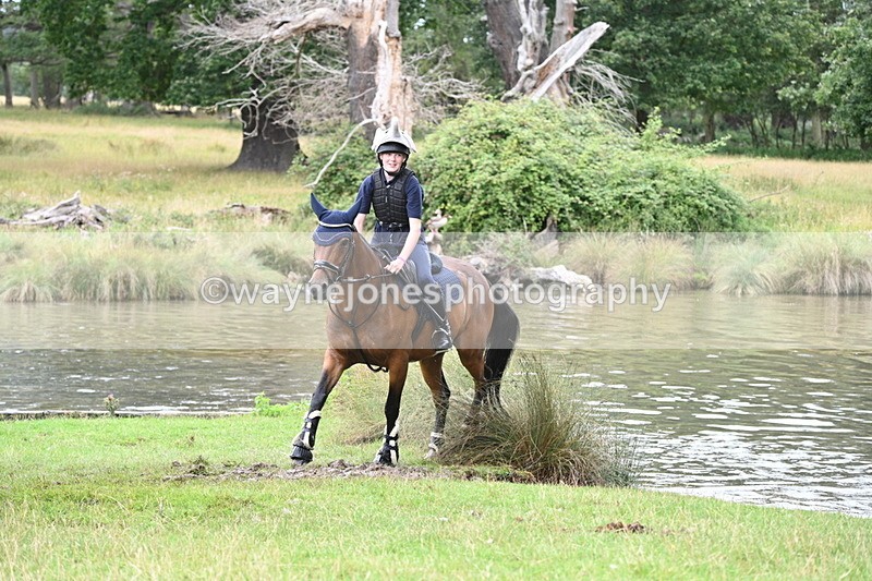 WJ7_2606 - Time at Water 11:37 to 12:13