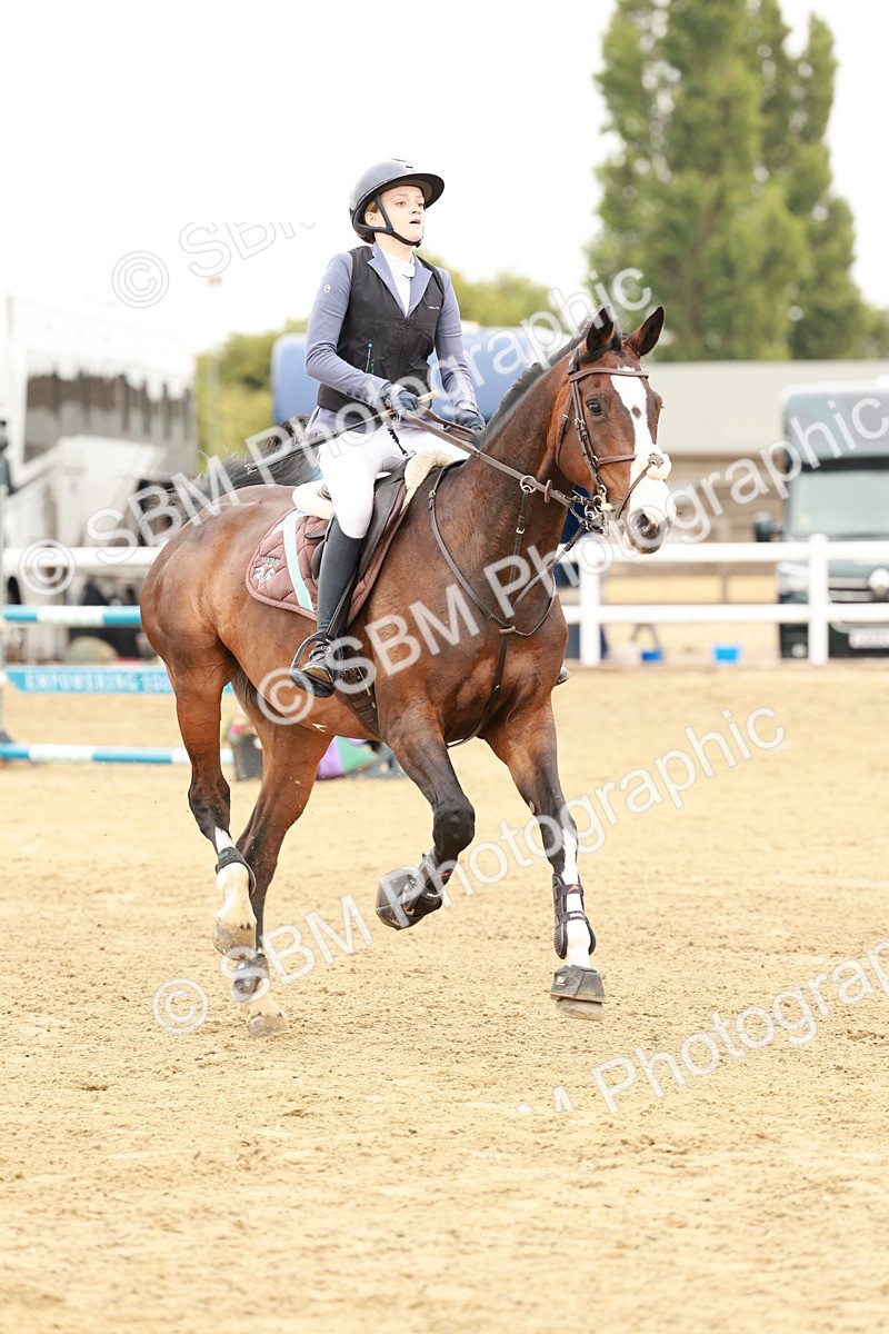 SBM_016693 - Class 20 - Senior Newcomers - 1.10m