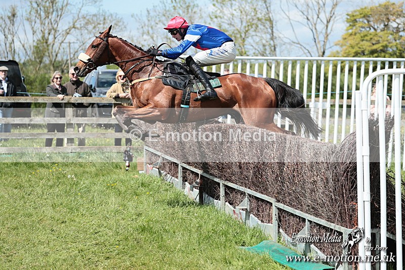 PtP 050525 70 - Mollington Races 05/05/25