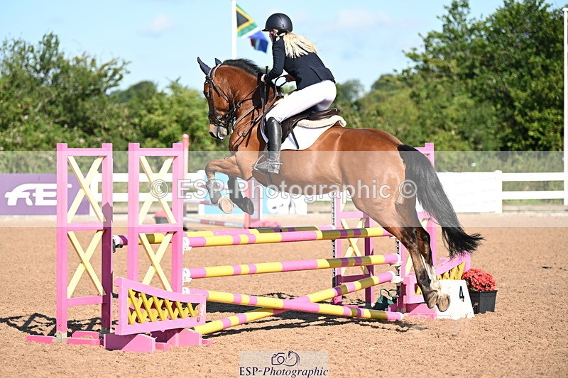 240728A-090957-07487 - Cls 33 Snr British Novice and 90cm Open