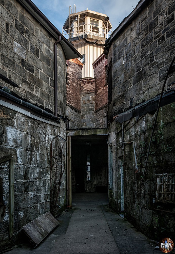 Eastern State Penitentiary (Philadelphia, PA) | Guard Tower - Eastern State Penitentiary