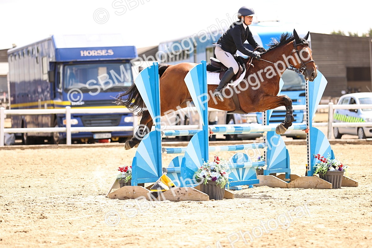 SBM_014000 - Class 14 - Senior Discovery - 1.00m Open