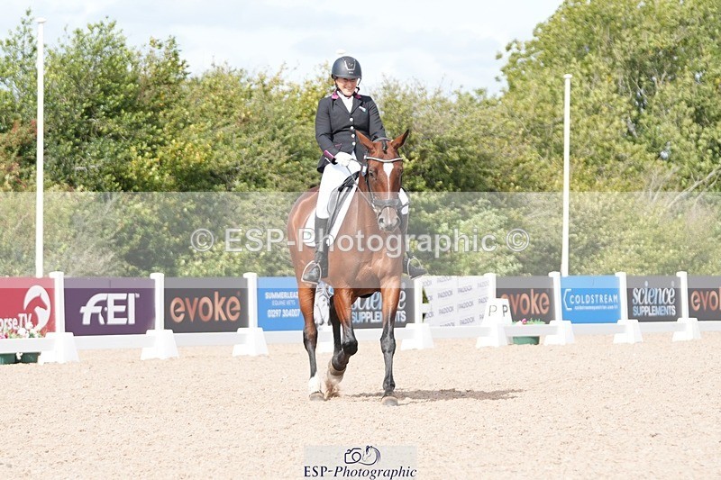 250906-133251-03325 - 111-Kerry.BevanKardashian