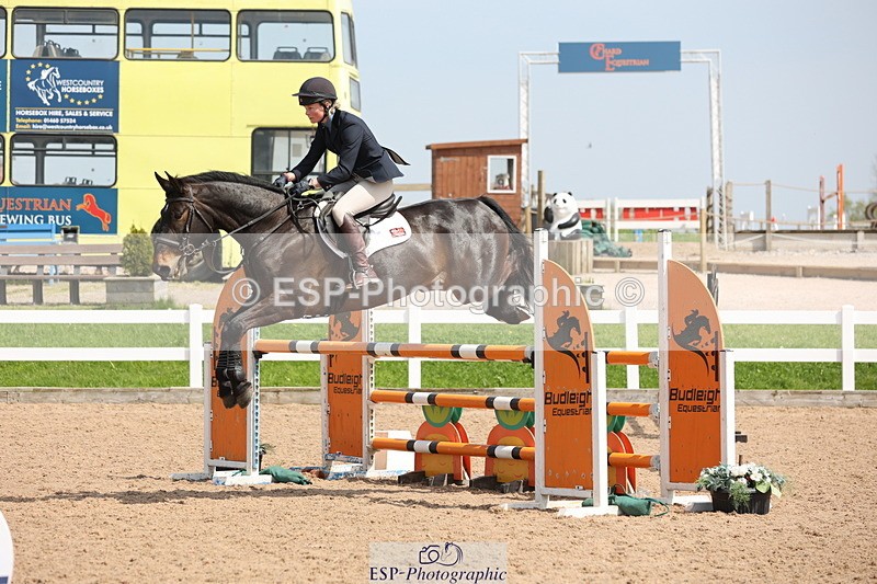 240510A-144225-07800 - Cls 17 1.05m National Am Quali