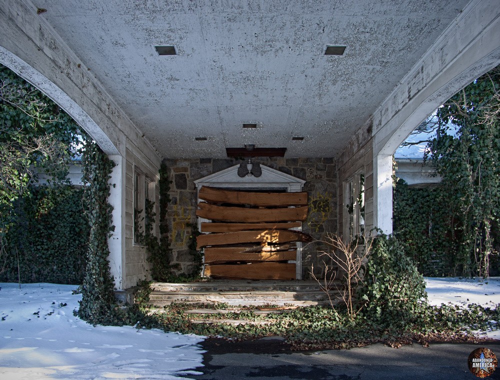 Shawnee Lancaster Resort, Lancaster PA - Photographs presented by Matthew Christopher Murray's Abandoned America