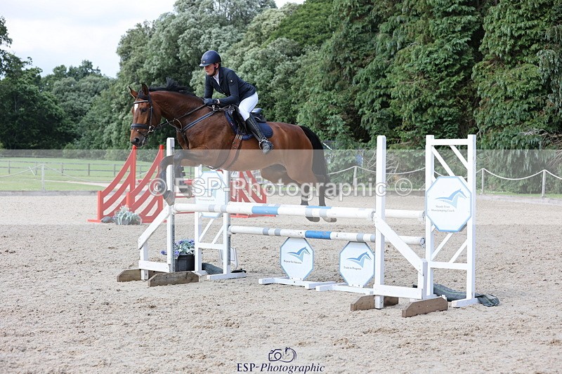 250614A-161343-08242 - Cls 30 1.05m Amateur Q and Open