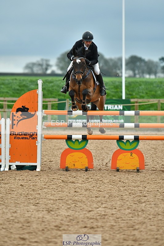 230402A-152422-06588 - Cls 28 Foxhunter