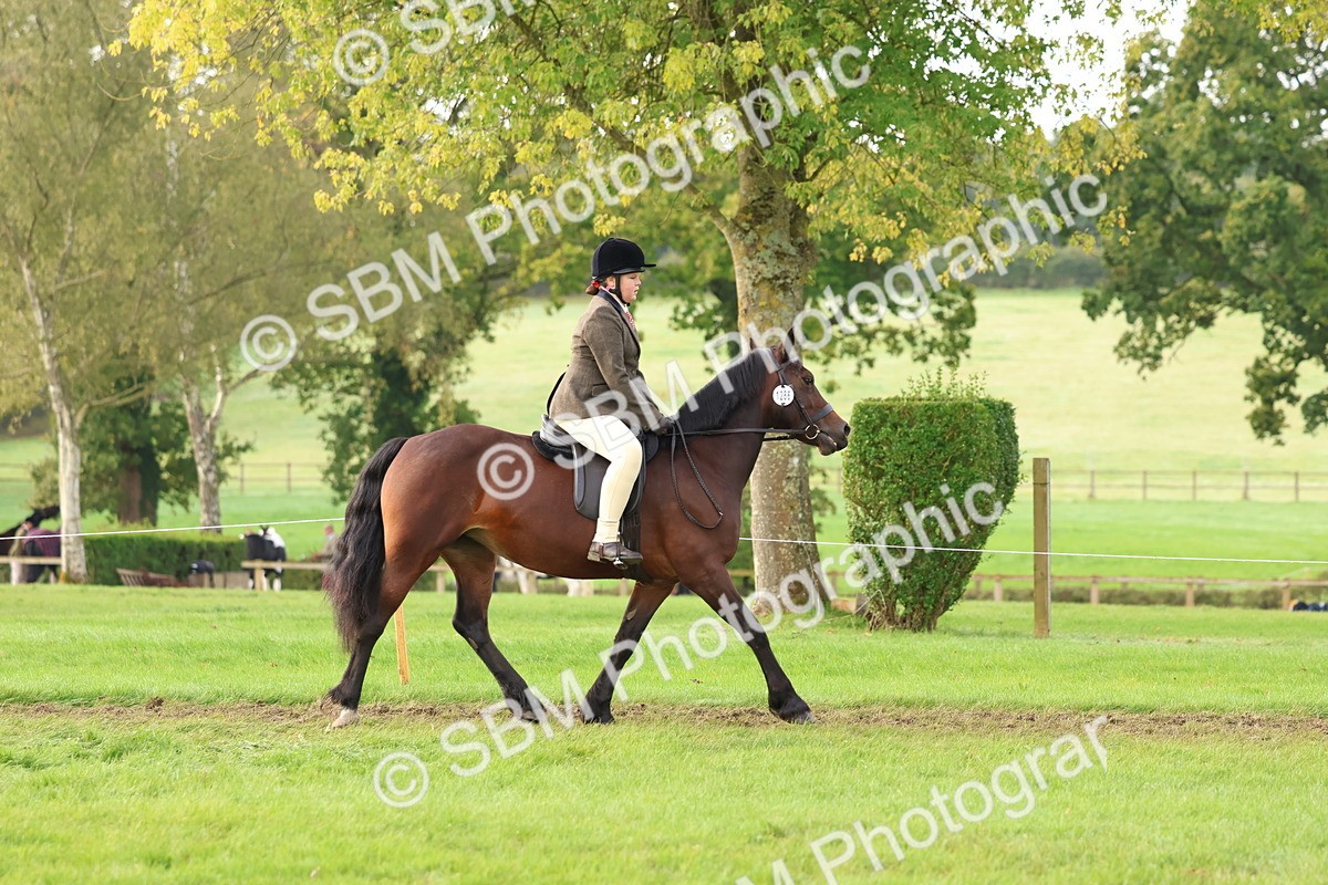 SBM_56557 - S40 - Starters Ridden Showing