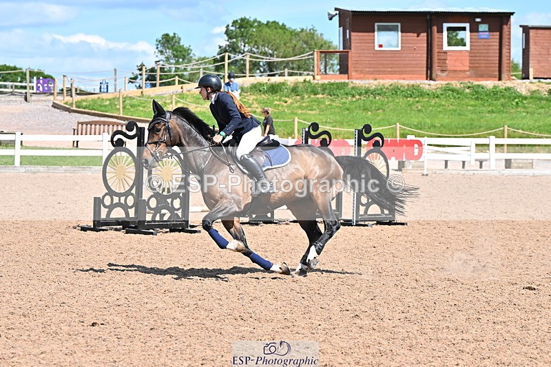 240619A-154736-00978 - Cls 5 Snr Foxhunter and 1.20m Open