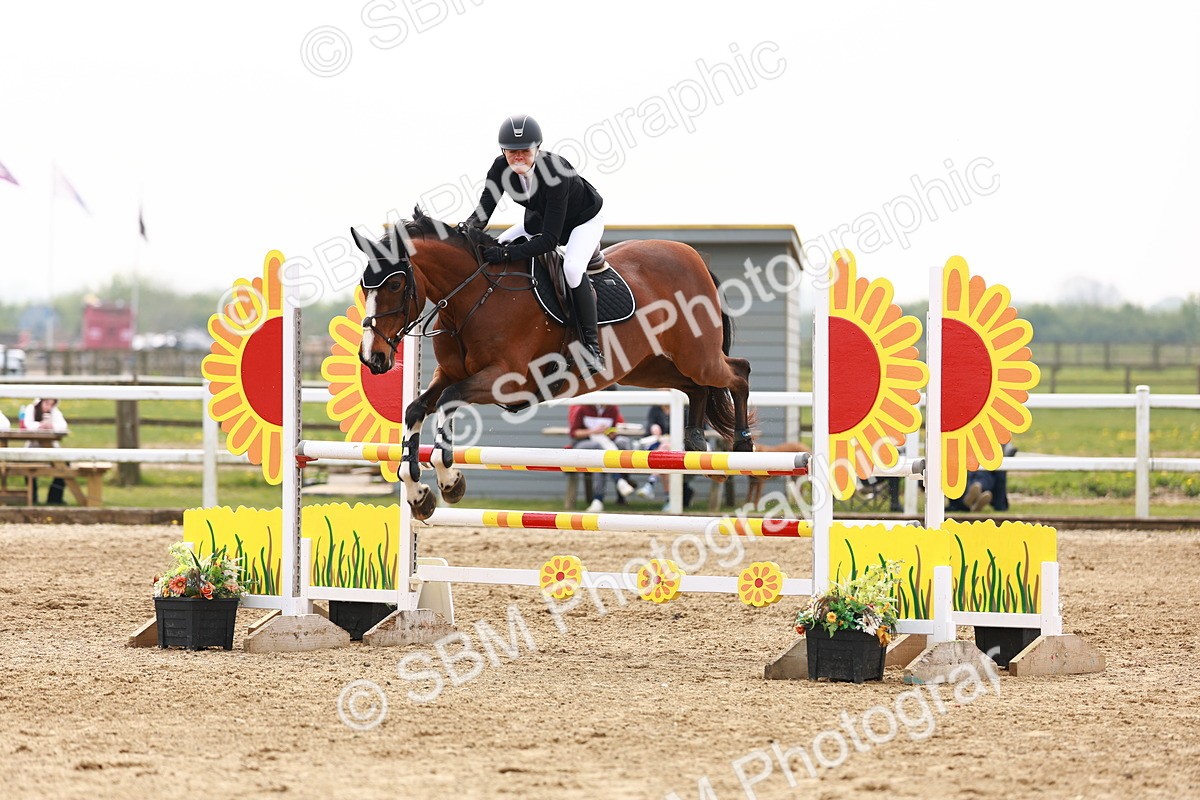  - Class 18 - Senior Newcomers - 1.10m