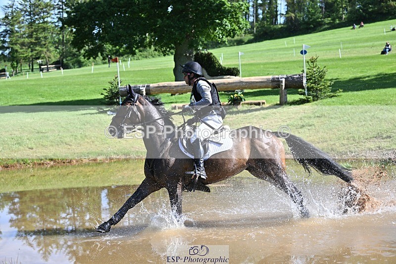 240525-093827-11714 - 303-KILLEENHOUSESTUD_OBOS_16-Tom_D_Crisp