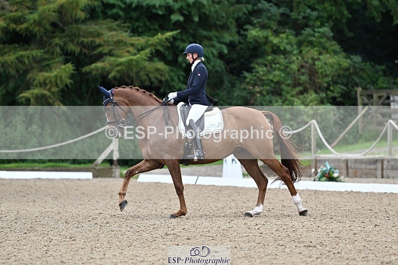 240810-100458-02579 - 222-Stephanie.Rebecca.Eardley-Infinity.IV