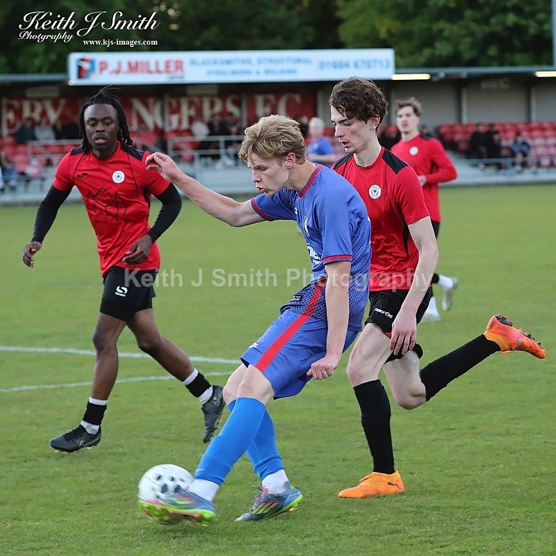 9KJS9364 - AFC Spinney Reserves vs Alba Eagles.