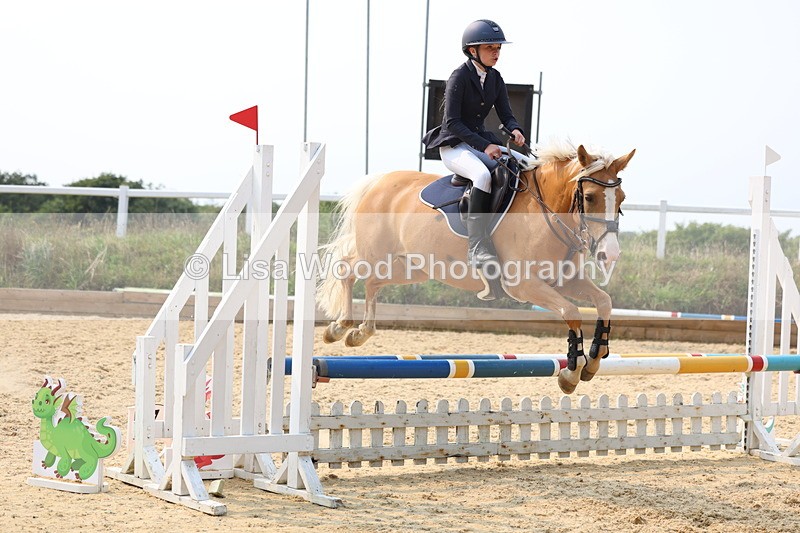 3E7A2846 - Class 11: Junior 70cm