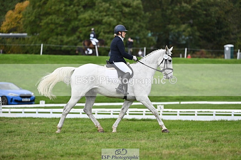 251024A-134258-12208 - D-364-Samantha.Holland