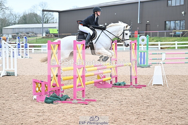 240128A-112903-00534 - Cls 3 Pony Discovery and 90cm Open