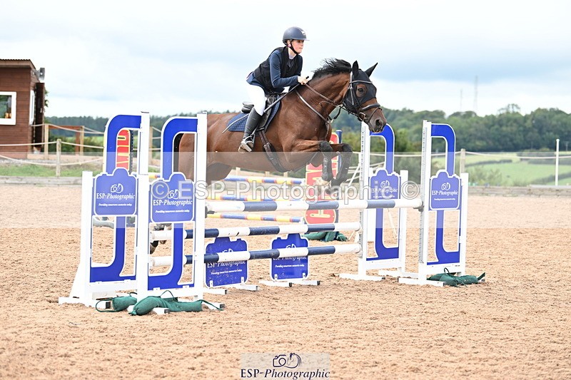 240908A-134738-04101 - Cls 15 U21 Intro 90cm-1.00m  Team Comp