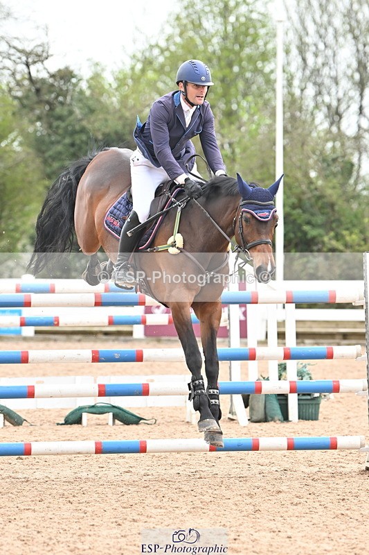 240406A-153423-04159 - Cls 17 National 1.30m Open