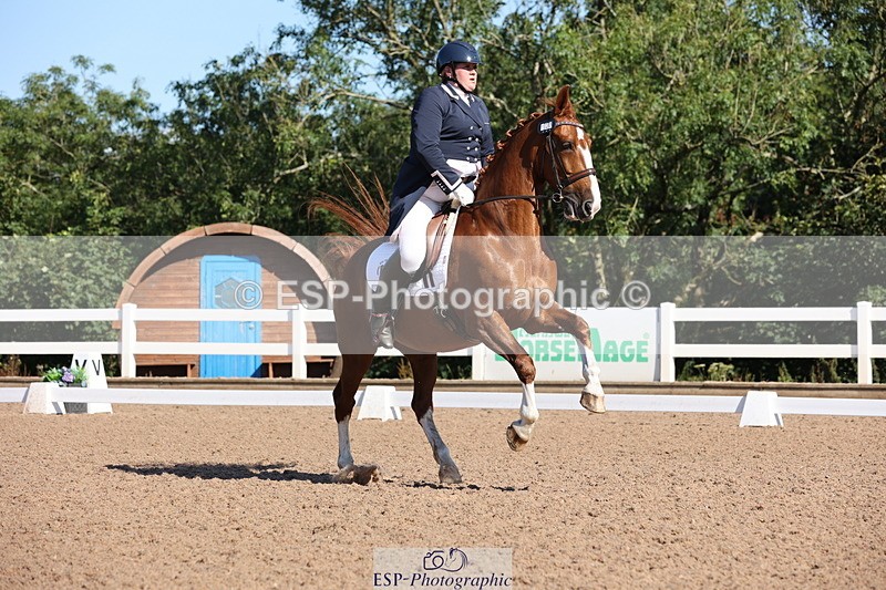 240816A-100249-02800 - 120-Camilla.Stevens-Angelica