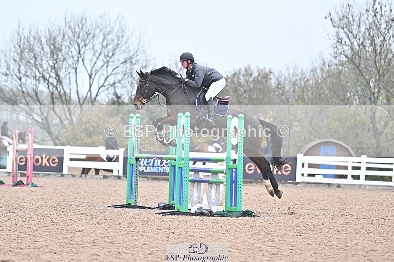 251029-120555-00417 - Newcomers and 1.10m