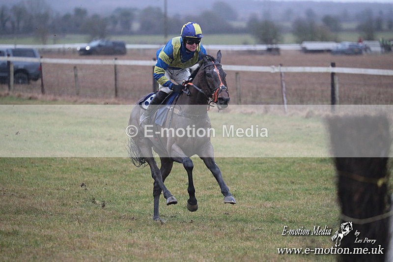PtP 260125 344 - Cocklebarrow Point-to-Point racing with the Heythrop Hunt 26/01/25