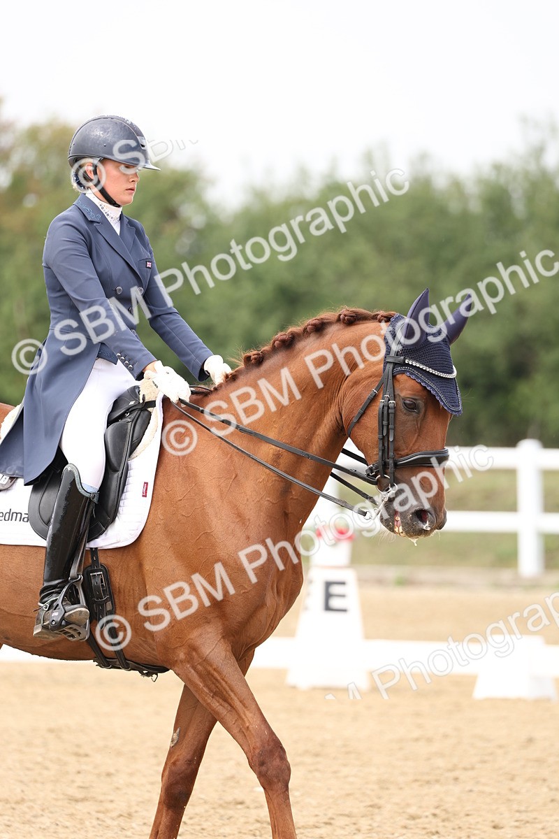 SBM_007513 - Class 9 - FEI INT I - 14.57-15.45