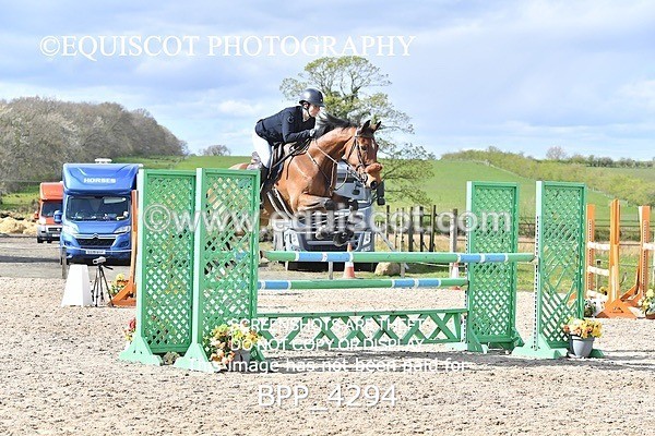 BPP_4294 - CLASS 8 FRI Senior Foxhunter/ 1.20m Open