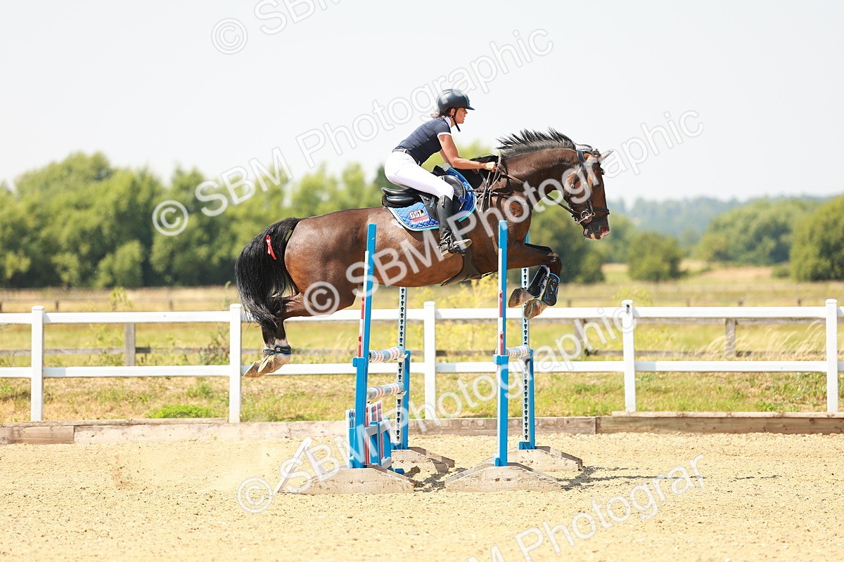 SBM_001781 - Class 4 - Senior Newcomers - 1.10m