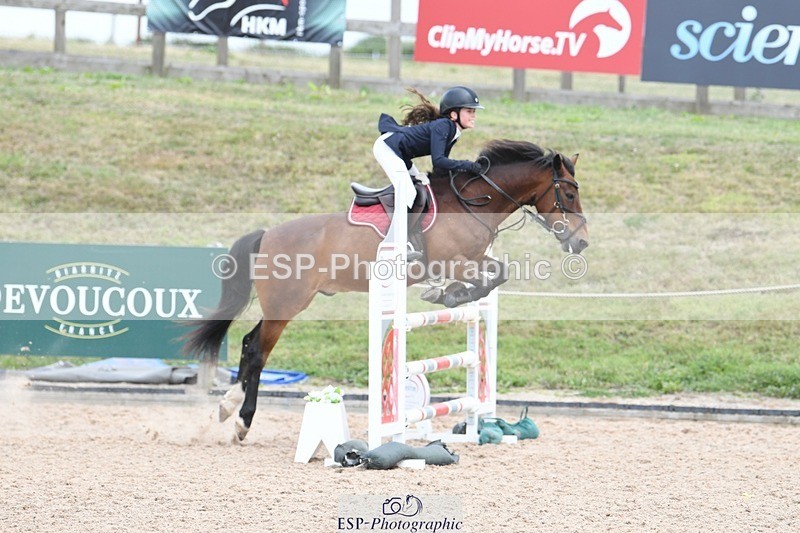 250807-133711-01219 - 90cm Round 2