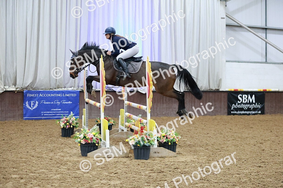 SBM_004458 - Class 17 - Senior Newcomers - 1.10m