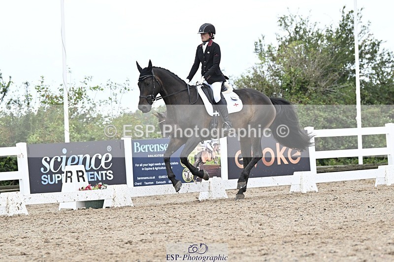 250907-140813-08645 - 100-Adele.RonchettiFamily.Affair