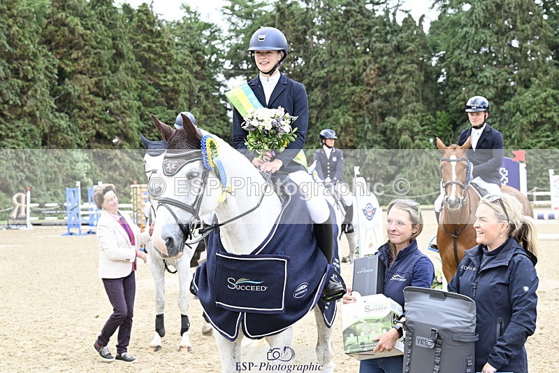 250525A-105957-15610 - Presentations Section A British Young Rider 3 Star