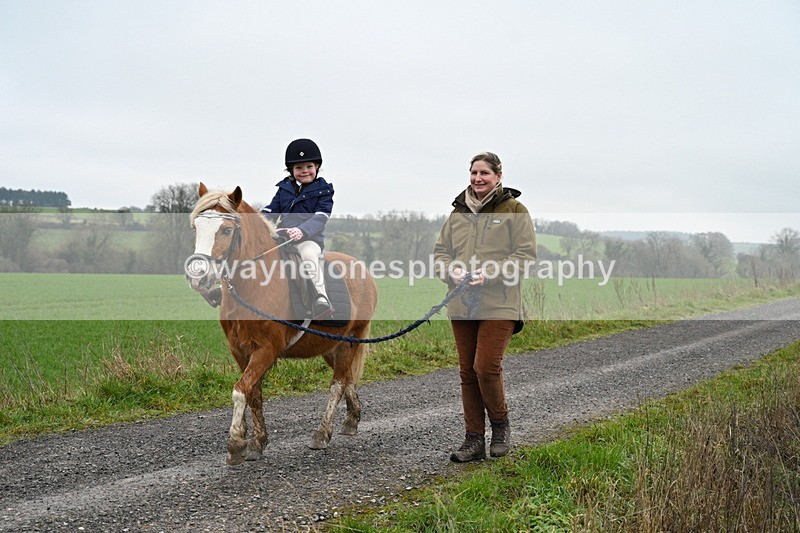 WJ7_9882 - Walk out..