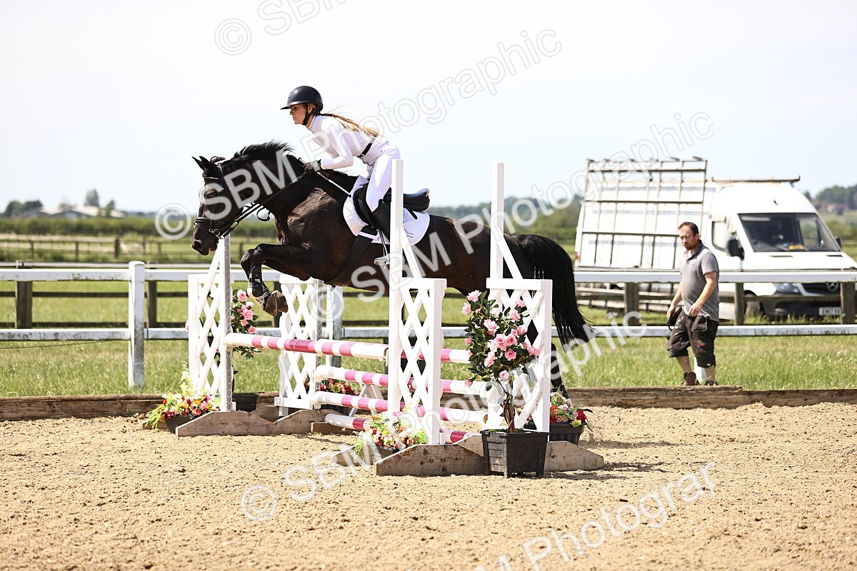 SBM_003944