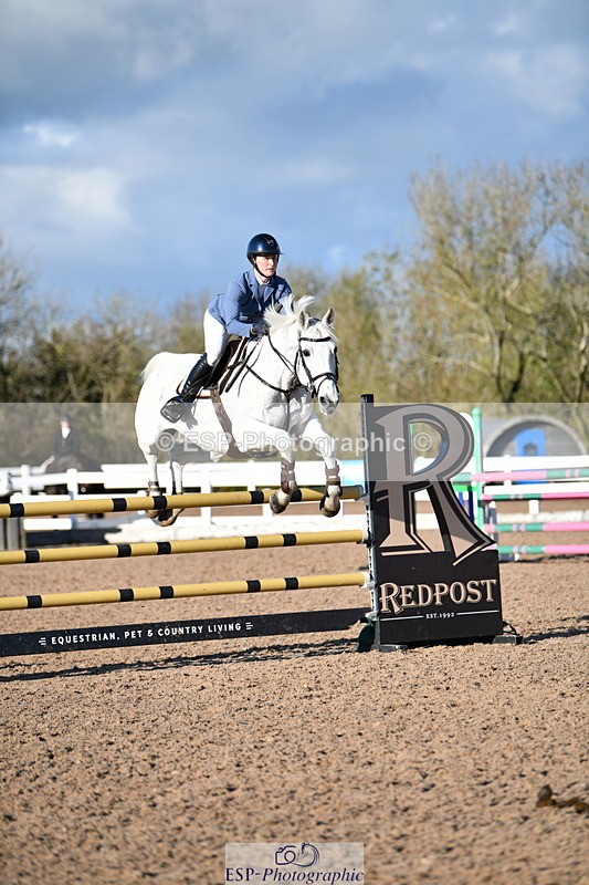 231110A-145539-00933 - Cls 6 Foxhunter & 1.20m Open