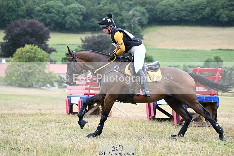 250803A-125706-13343 - M-565-Aimee.Bickley-LA.BASS