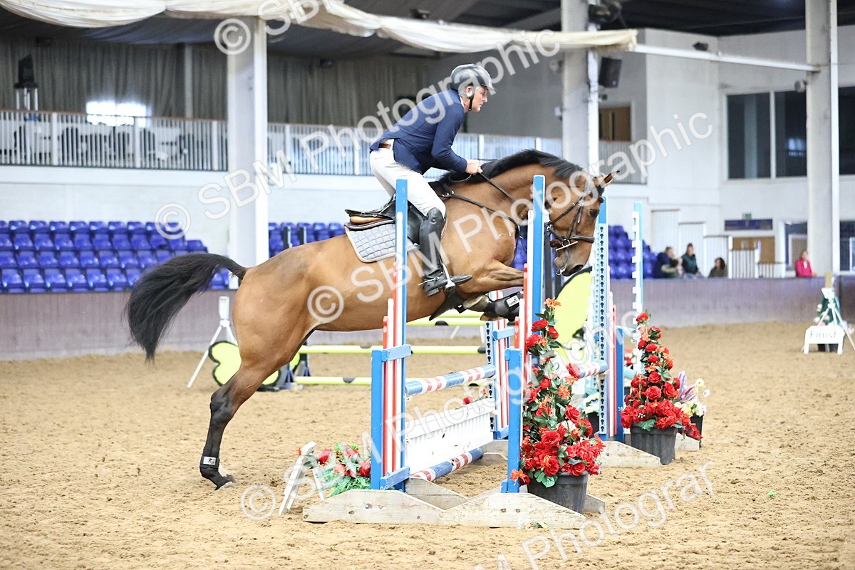 SBM_002565 - Class 9 - Senior British Novice 90cm