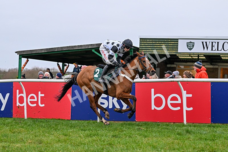 281225-Race 3-Supreme George-0435 - Race 3