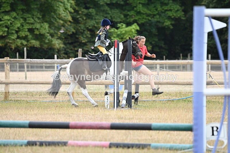 WJ6_9734 - Class 12 Minimus Jumping 45cm